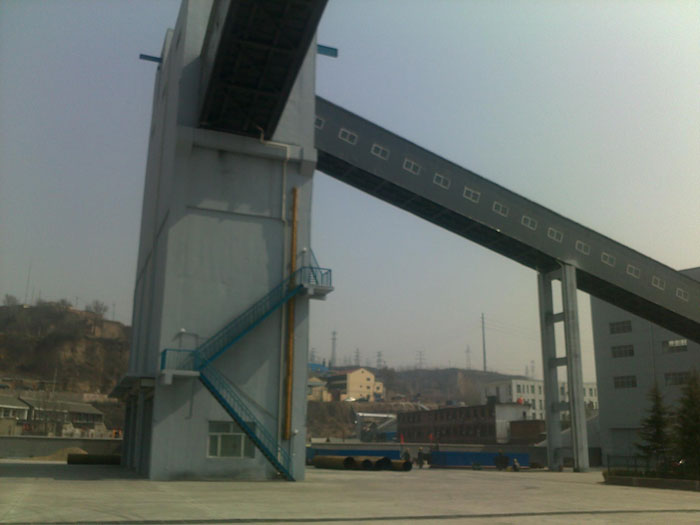 山西晉煤集團礦上破碎篩分樓除塵器發貨 山西晉煤集團礦上破碎篩分樓除塵器發貨